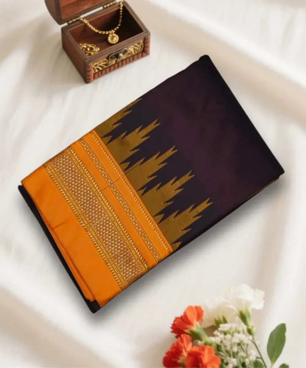 Kira Handlooms