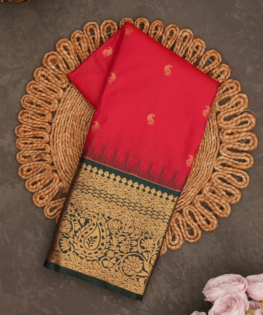 Kira Handlooms