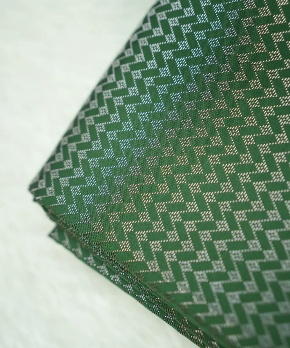 Kira Handlooms