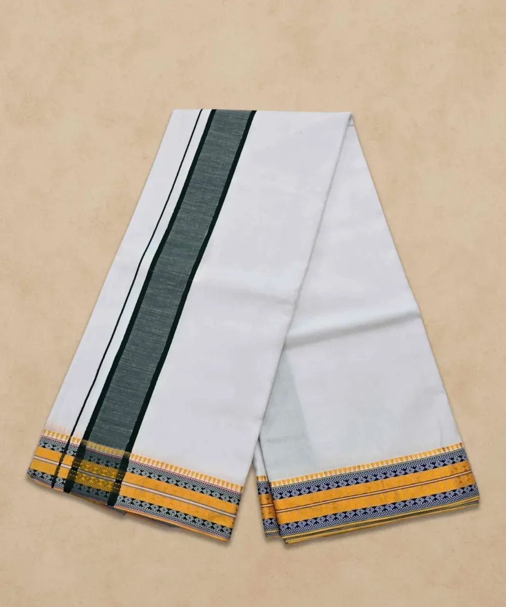 Kira Handlooms