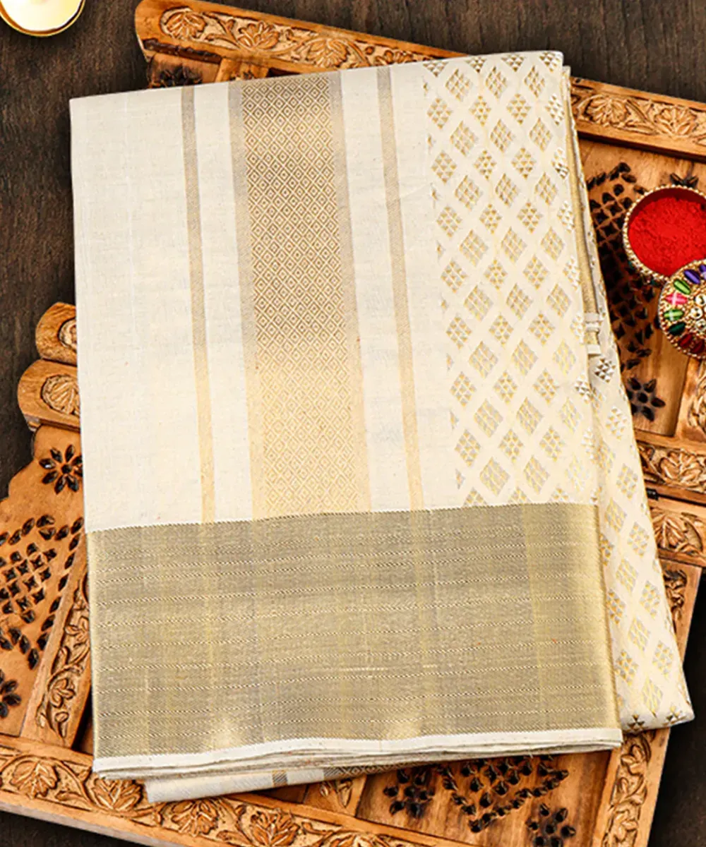 Kira Handlooms