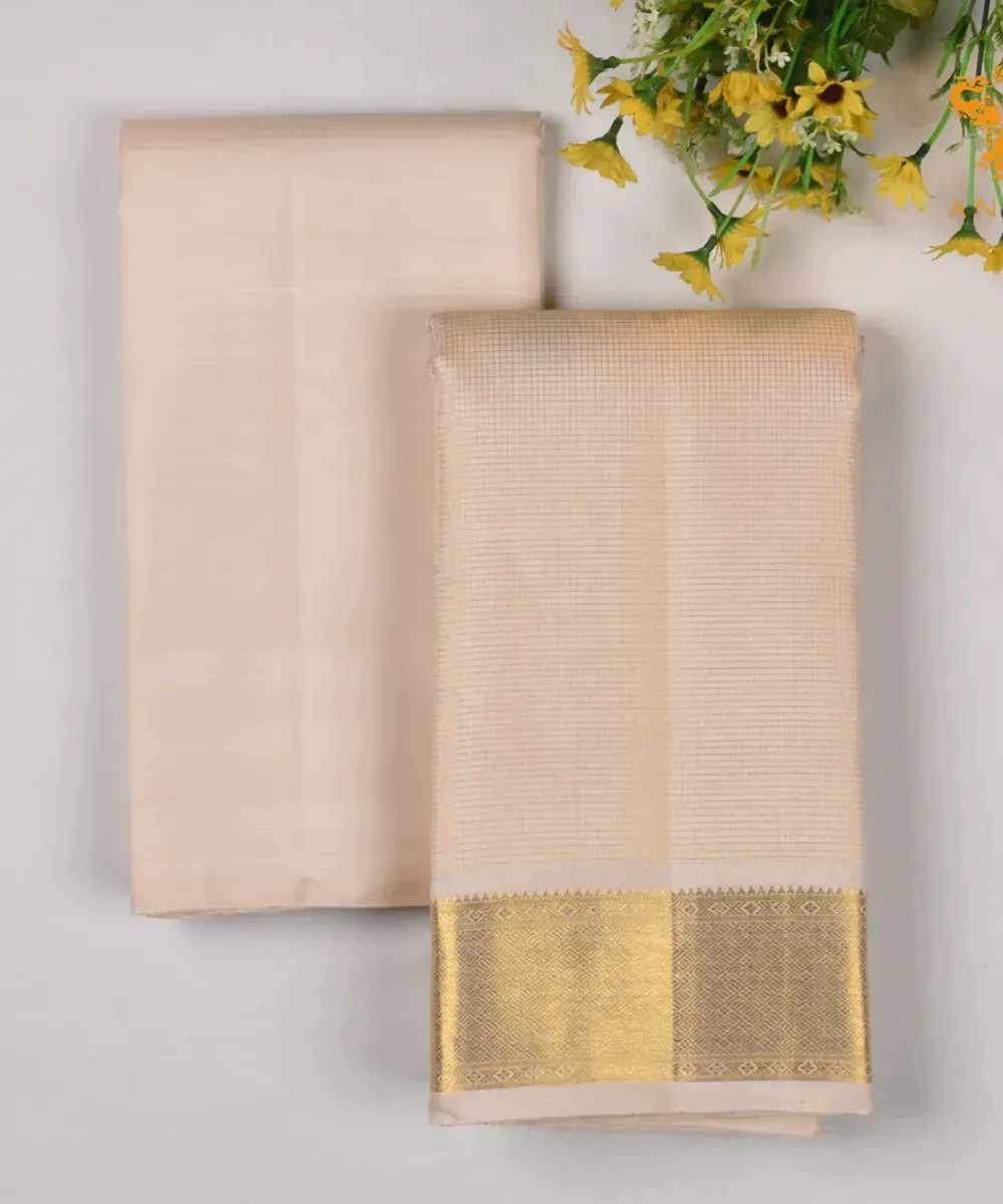 Off White Kanchi Silk Dhoti – Kira Handlooms
